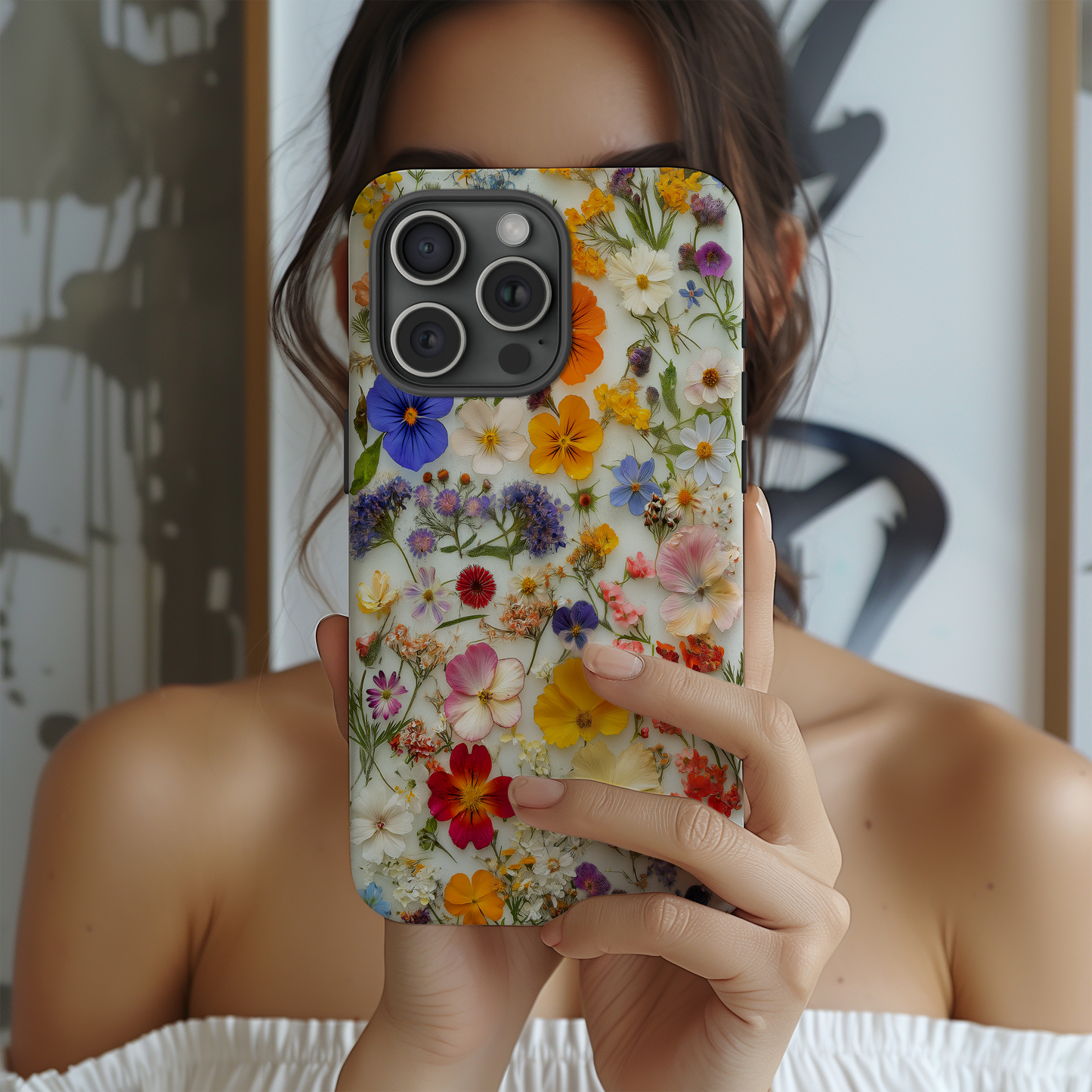 Pressed Flower Phone Case – Nature’s Beauty Preserved in Timeless Style