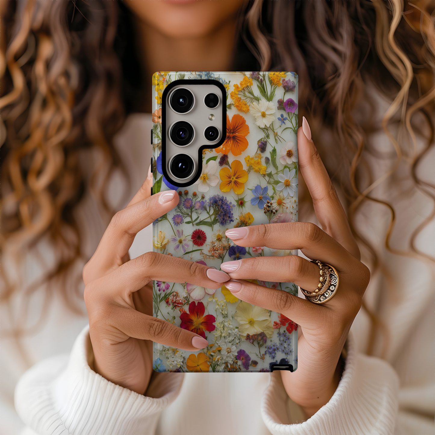 Pressed Flower Phone Case – Nature’s Beauty Preserved in Timeless Style