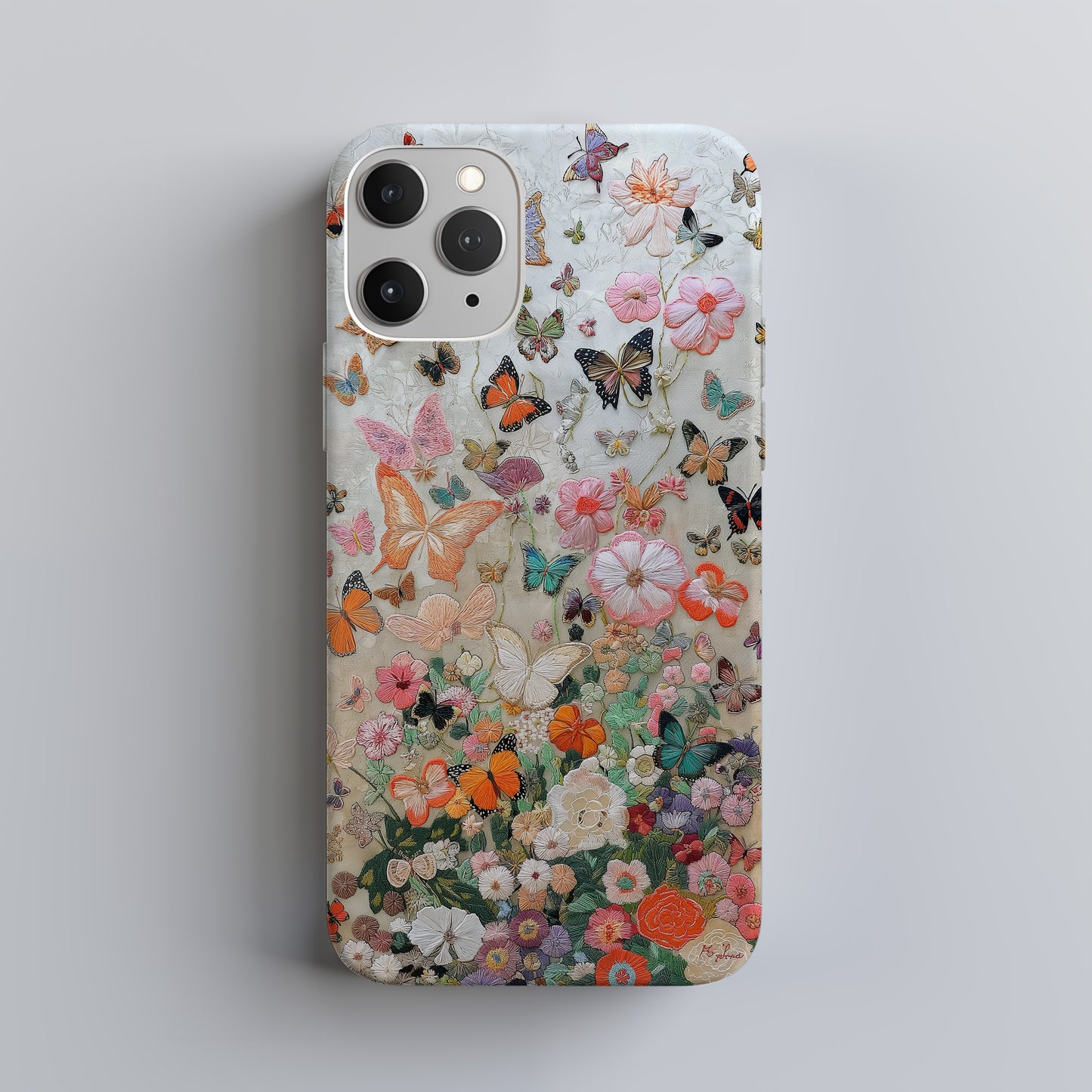 Embroidered Butterfly Phone Case – Delicate Elegance with Everyday Protection