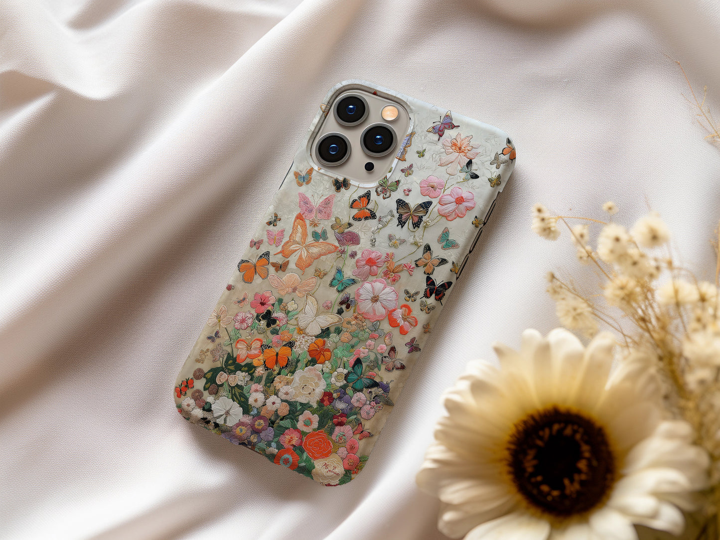 Embroidered Butterfly Phone Case – Delicate Elegance with Everyday Protection