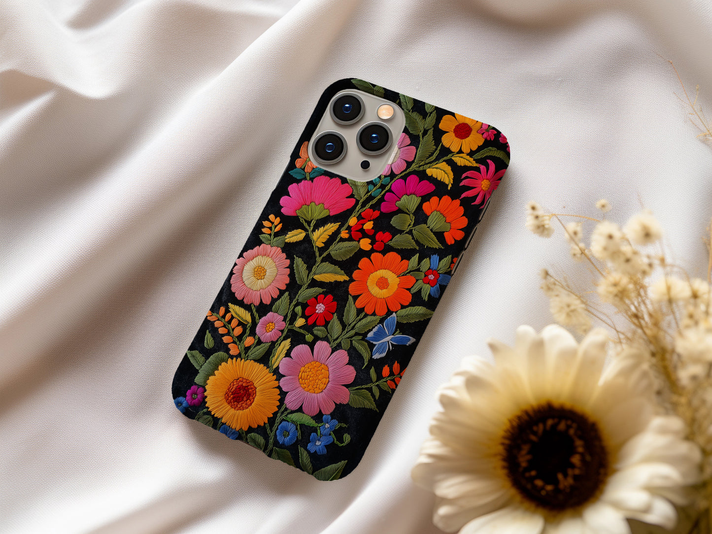 Embroidered Wildflower Phone Case – Nature’s Beauty with Everyday Protection