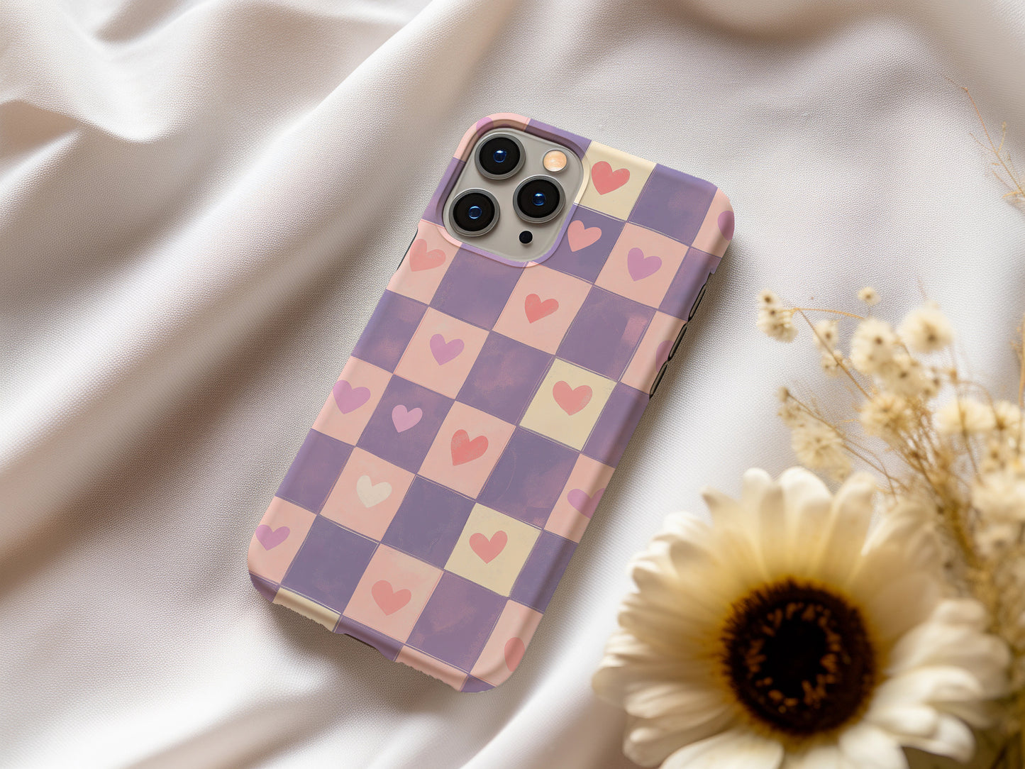 Checkered Love Phone Case – Bold Pattern, Sweet Heart with Everyday Protection