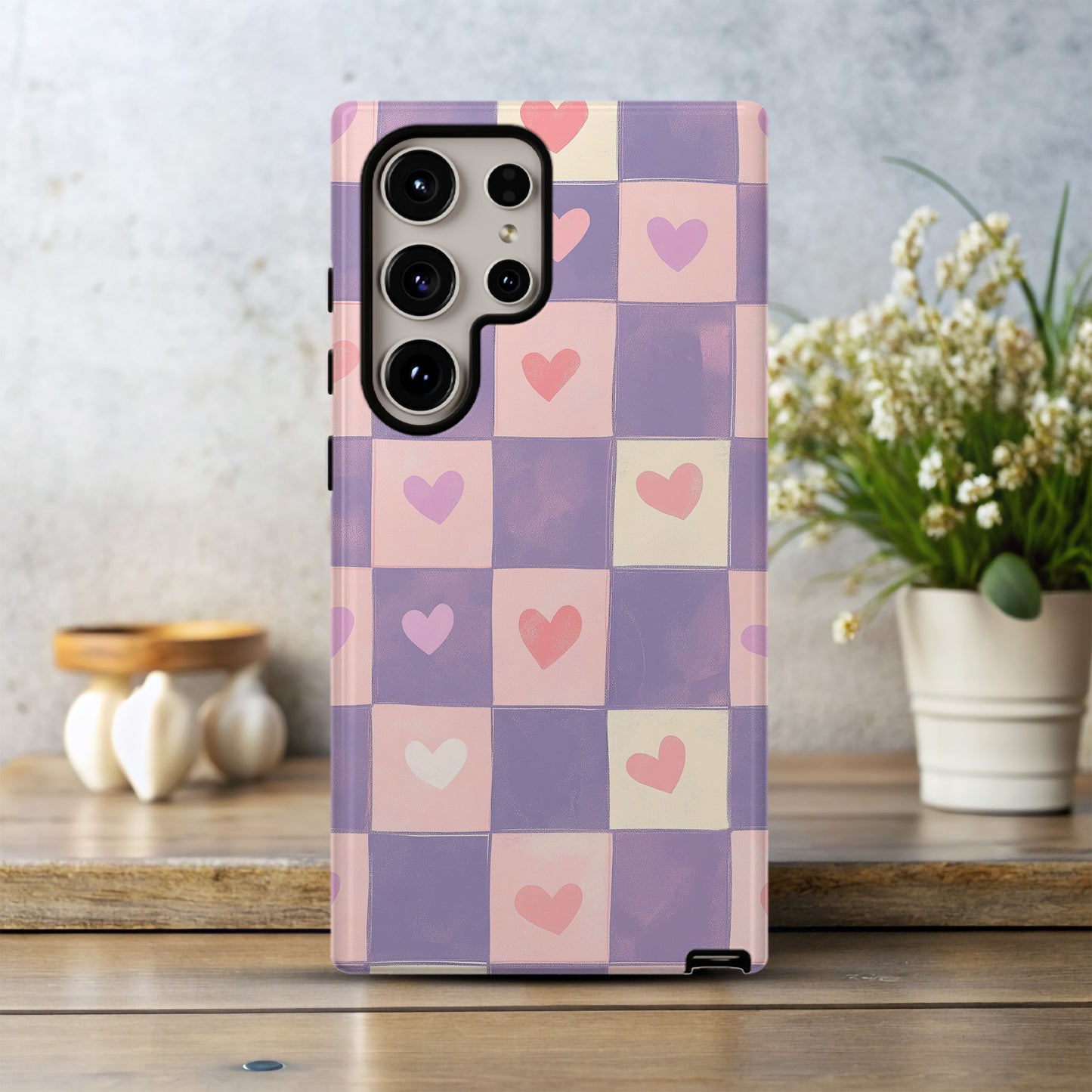 Checkered Love Phone Case – Bold Pattern, Sweet Heart with Everyday Protection
