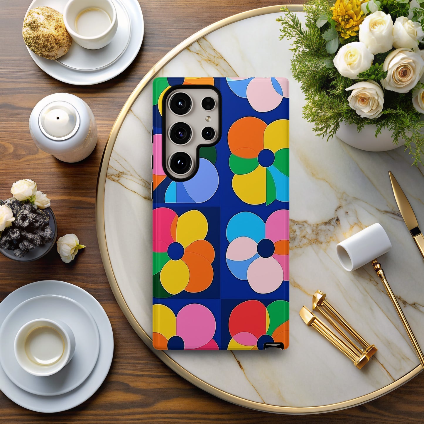 Mod Bloom Case – Retro 60s Pop Flower Power in Bold Colors