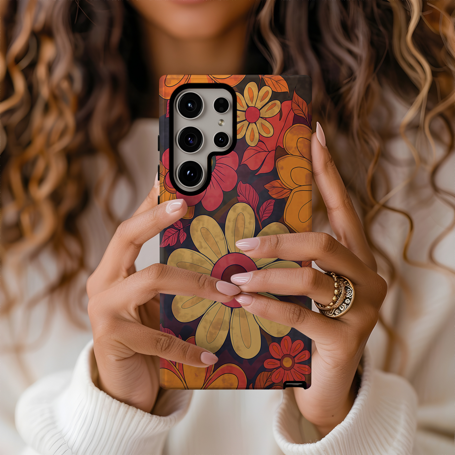 Retro 60s & 70s Floral Phone Case – Groovy Blooms with Modern Protection