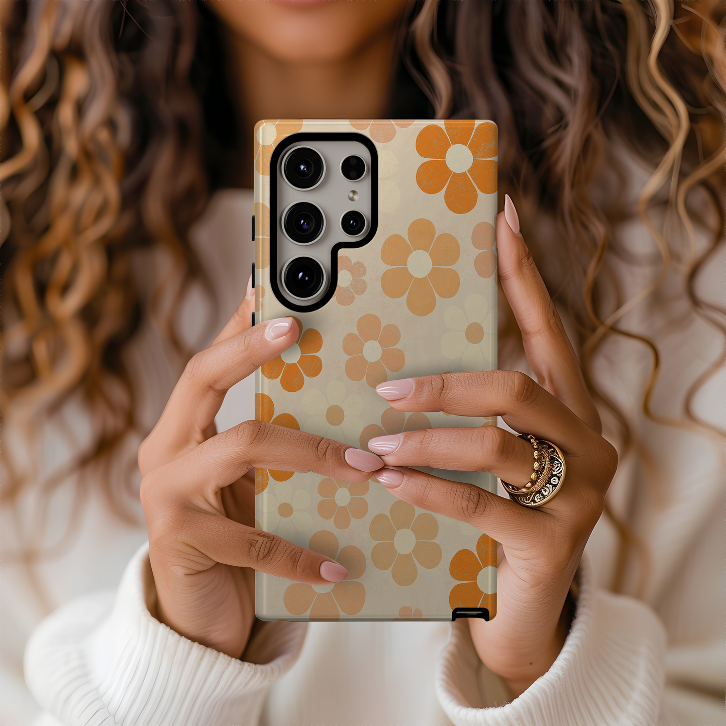 Retro 60s & 70s Floral Phone Case – Groovy Blooms with Modern Protection
