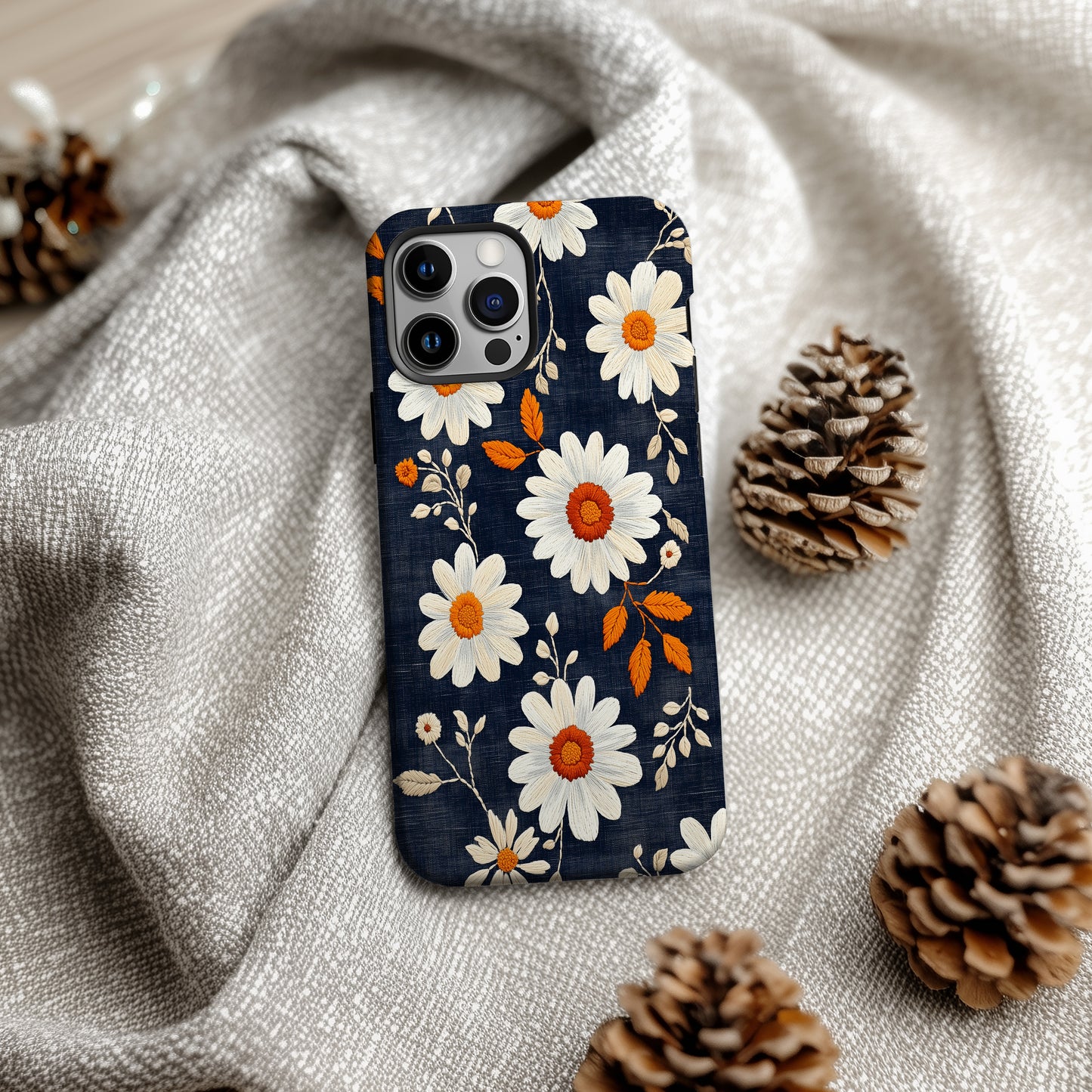 Embroidered Daisy Charm Phone Case – Boho Stitchwork Style with Durable Protection