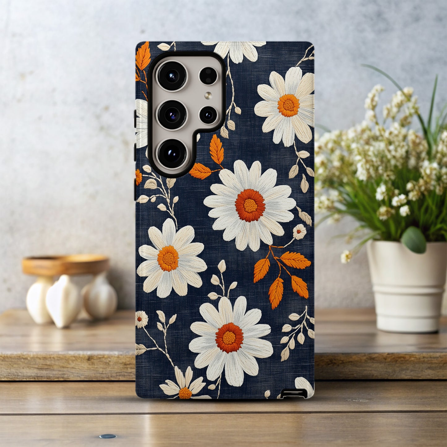Embroidered Daisy Charm Phone Case – Boho Stitchwork Style with Durable Protection