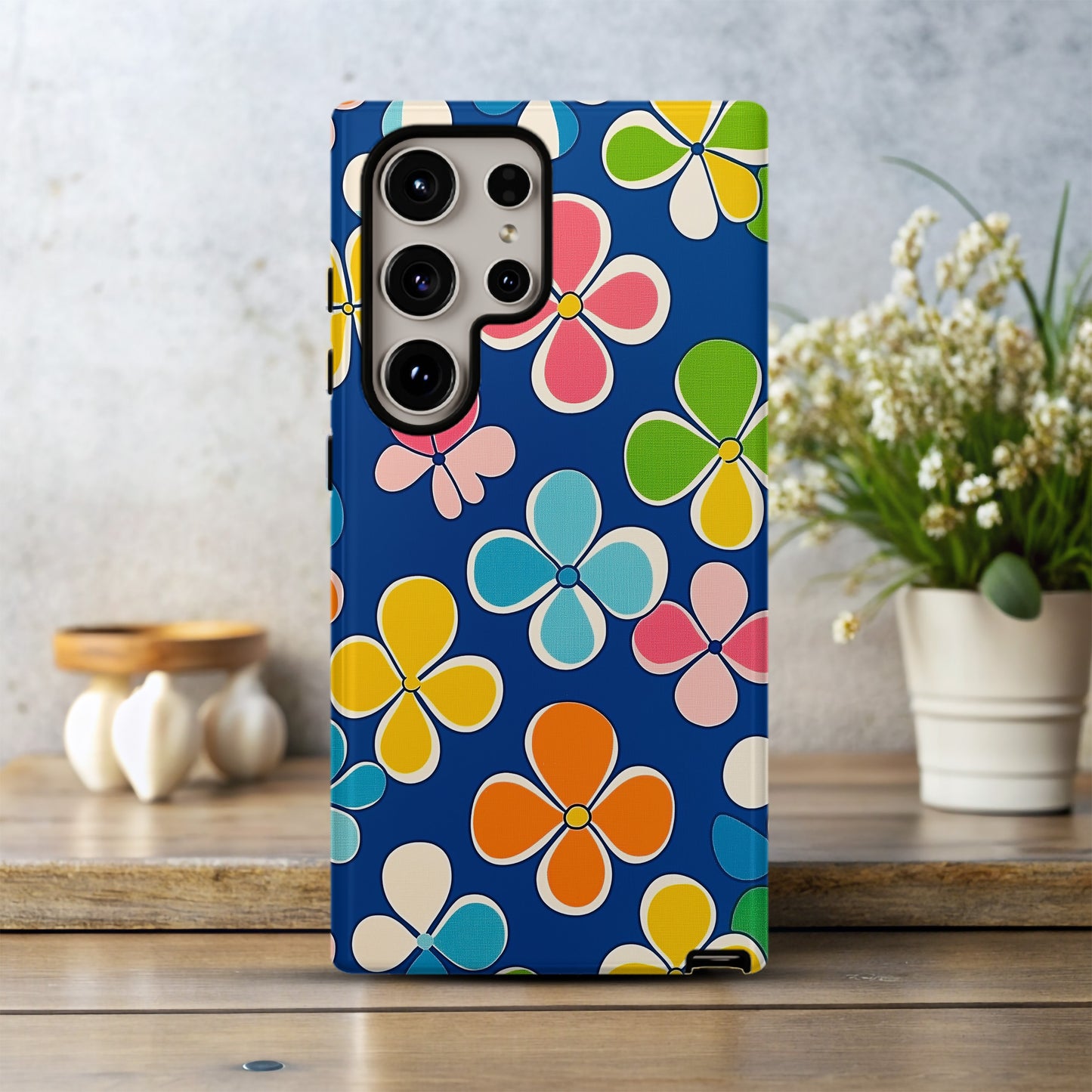 Retro Bloom Pop Case – 60s Mod Floral Vibe in Bold Colors