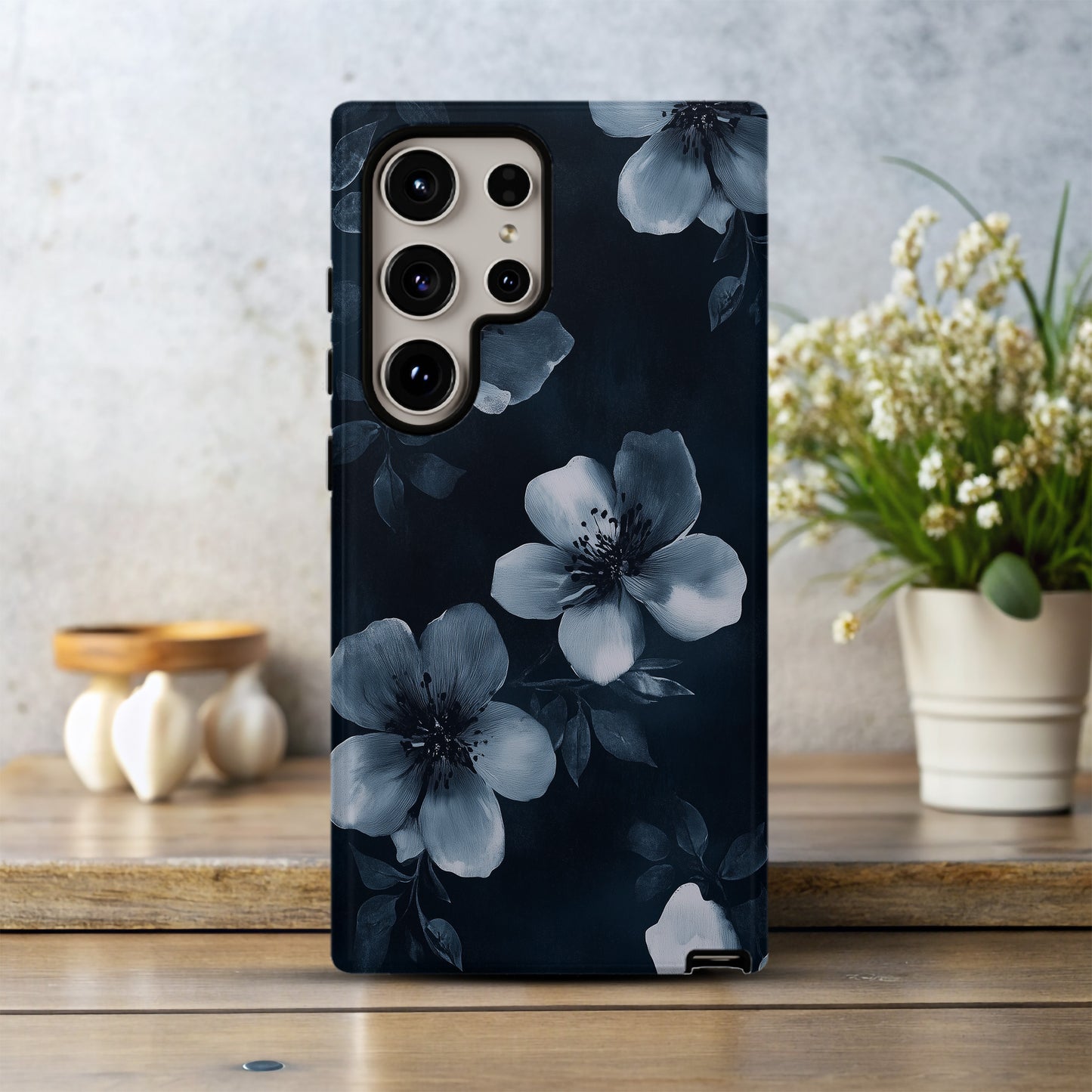 Midnight Bloom Noir Case – Grayscale Floral Elegance in Charcoal