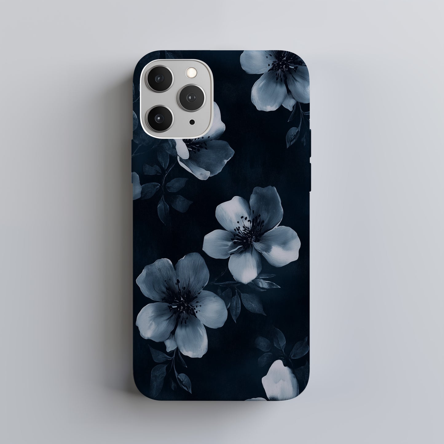 Midnight Bloom Noir Case – Grayscale Floral Elegance in Charcoal