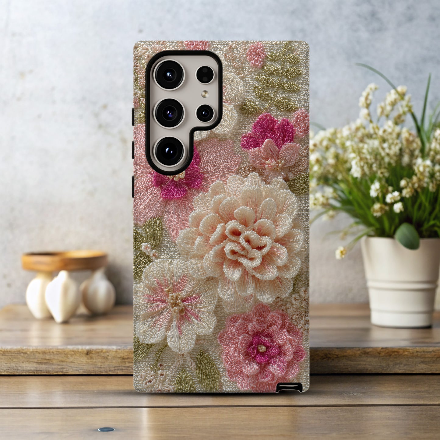 Delicate Embroidered Blossom Phone Case – 3D-Inspired Crochet Floral Elegance