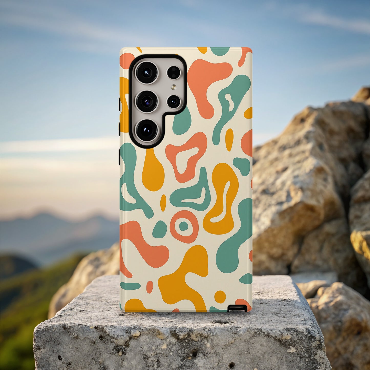 Groovy Retro Blob Phone Case – 70s Psychedelic Vibe in Warm Earth Tones
