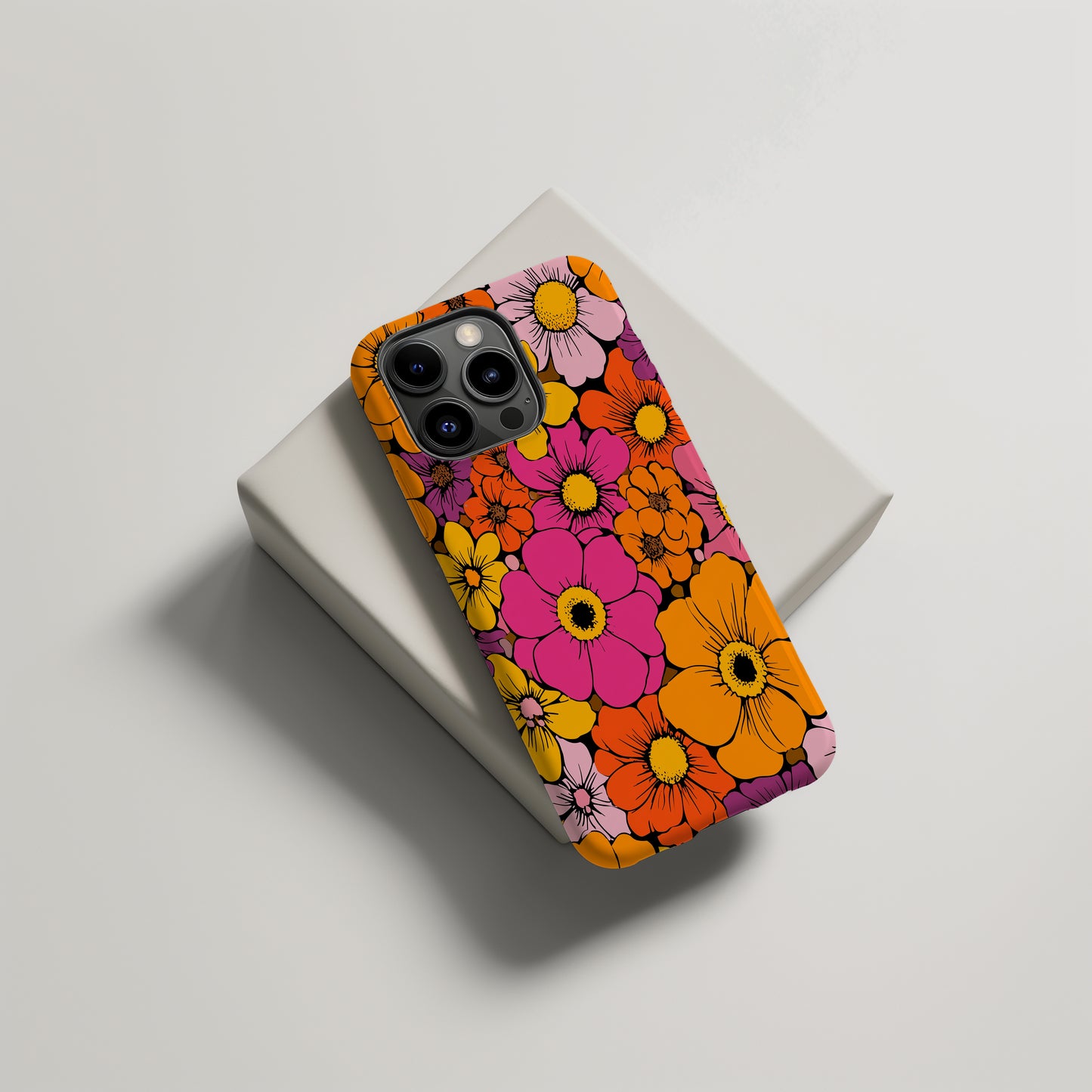 Retro Bloom Pop Art Case