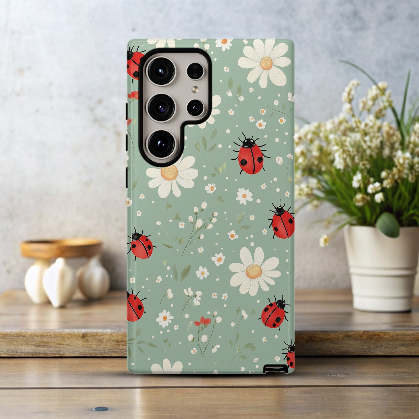 🐞 Ladybug & Daisy Protective Phone Case – Cute Nature-Inspired Design