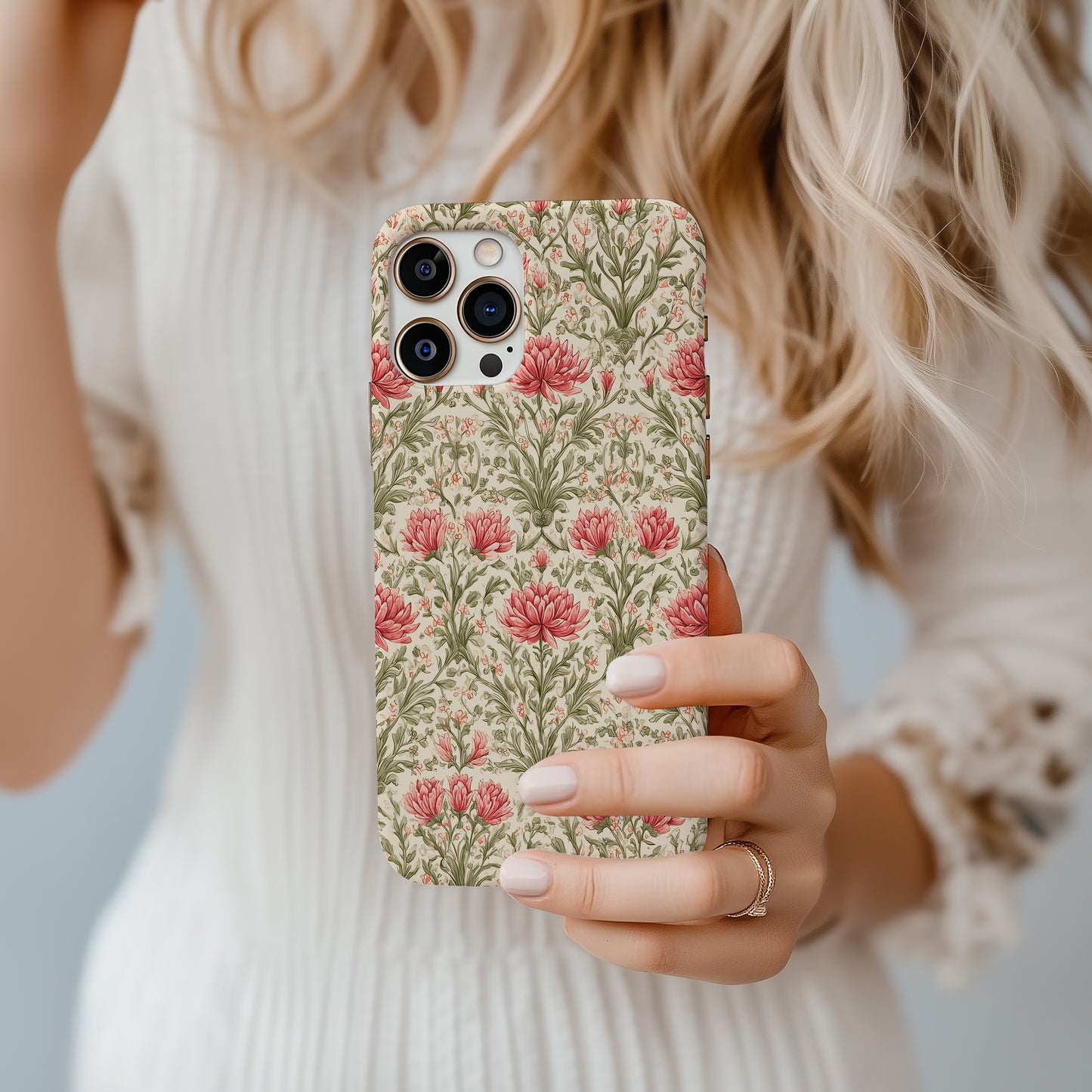 English Garden Bloom Phone Case – Vintage Floral Protective Case