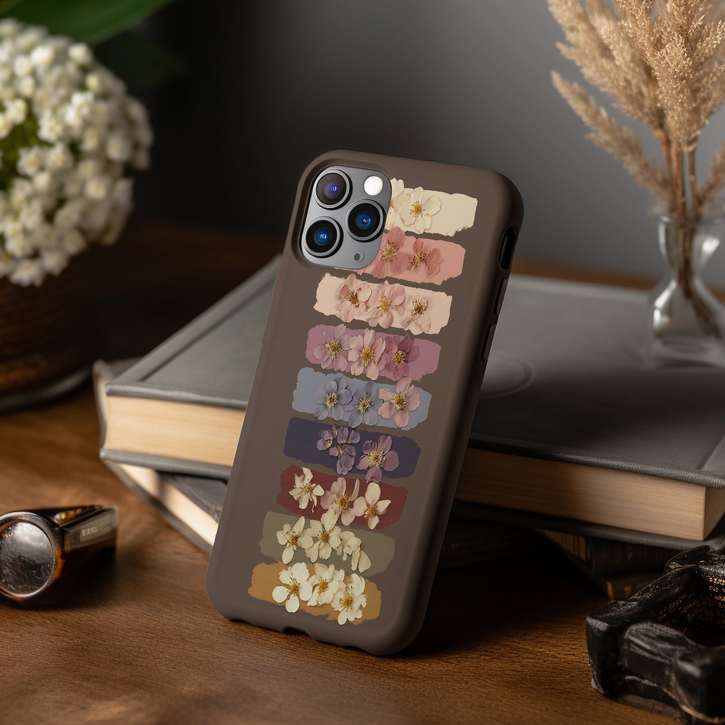 🌼 “Vintage Pressed Petal Palette” Protective Phone Case